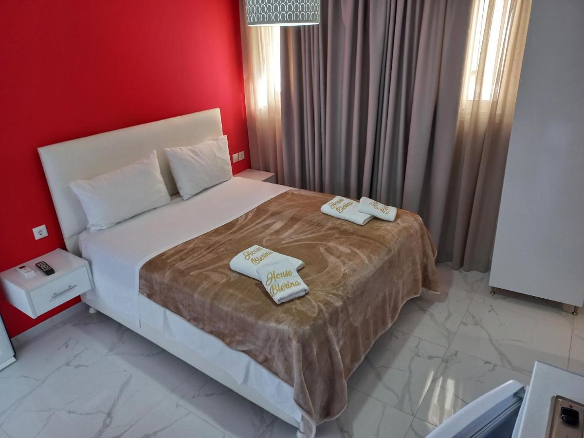Bed and Breakfast House Blerina Sarti Exterior foto